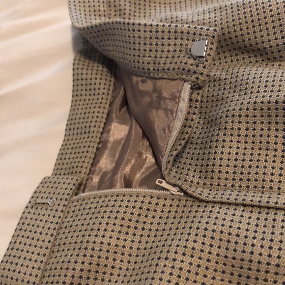 Beige floor length skirt - Picture 6 of 7